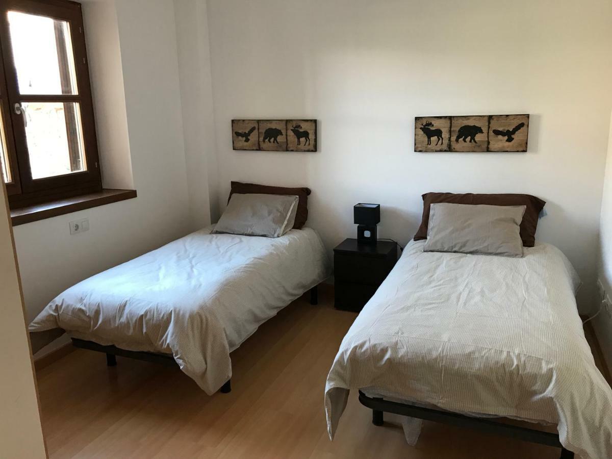 Apartamento En Benasque Eksteriør billede